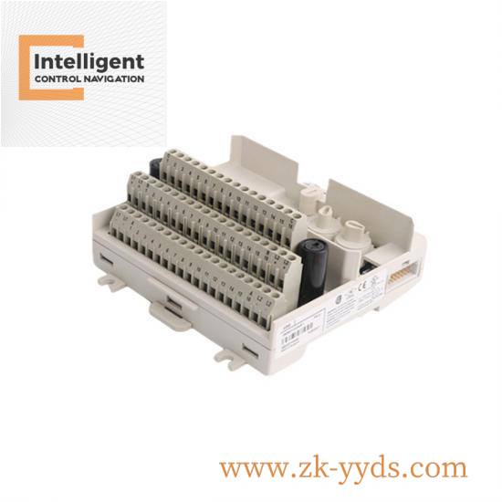 abb_s200tb16_s200-tb16.jpg ABB 3BHE004573R0145 UFC760 BE145 Industrial Control Module